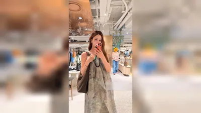 Lee Da-hae shows off slender figure even at 8 months pregnant... "Pop-up Store" outing
