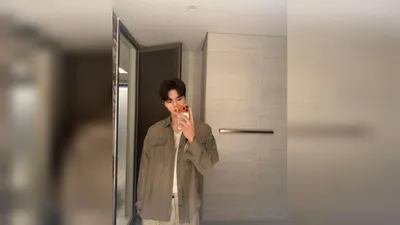 Song Kang reveals recent status with pictorial-level daily looks