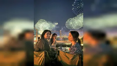 Kim Ok-bin transforms with short hair... watching fireworks festival with younger sisters