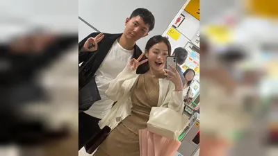 Lee A-young and Sim Gyu-deok Couple Reveal Recent Status with Subway Mirror Selfie