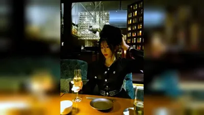 女優シン・ジュア、リュ・ファヨンの結婚式に出席…意外な親交を披露