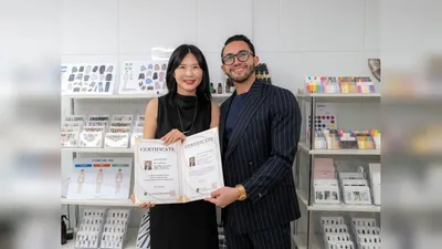 American-style consultant flies 20 hours to learn Korean image consulting
