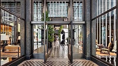 Moncler Opens Largest Flagship on New York's Fifth Avenue, Attended by Global Stars Including Julia Roberts
