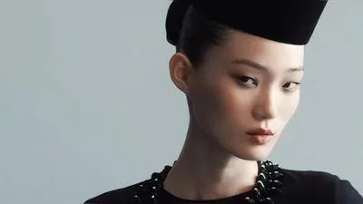 Model Shin Hyun-ji graces the cover of Harper's BAZAAR Korea's October issue… the pinnacle of restrained aesthetics