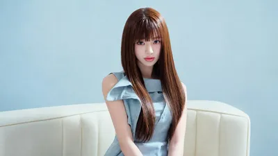 Jang Won-young Selected as 'Advertising Model of the Year' for Two Consecutive Years... What is the…