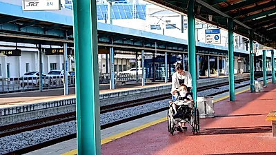 Departing at 4 AM: Four-year-old Dong-hee and his mother traveling between cheongju and Mokpo for rehabilitation treatment