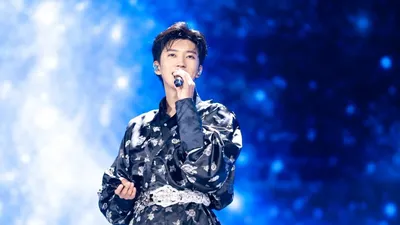 Lim Young-woong Sweeps Music Charts Immediately After Releasing Special Album 'I'm Hero 10'