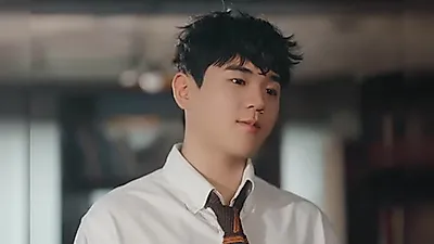 尹旻秀兒子尹厚，翻唱成始經《Would It Be Good》正式以歌手身分出道