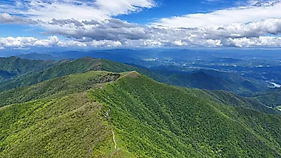 From Sosu Seowon Perimeter Trail to Birobong Peak, a Challenge to Traverse 7km of Sobaeksan