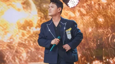 TV CHOSUN 'Golden Friday' Cheon Rok-dam perfectly recreates Na Hoon-a's 'At Any Time', causing a stir on stage