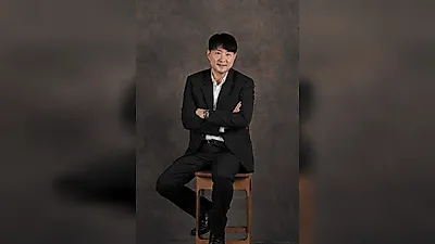 「錯誤的相遇」編曲家 Kim Woo-jin，發行首張專輯《Lost in Orbit》