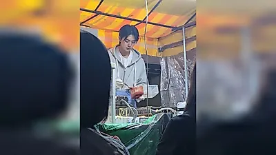 Gwangmyeong bread seller rejects Mr. Trot rumors to focus on business