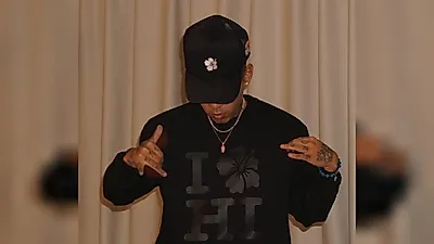 'Marriage Rumors' Dok2 shows affection for Lee Hi... continuing 'lovestagram' on SNS