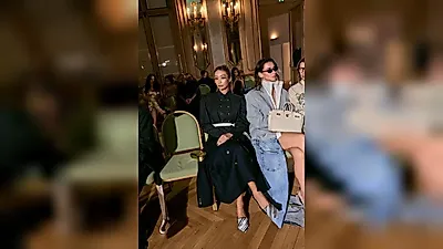 HYOLYN attends Paris 2027 S/S Collection… Watching Maison Cosette and HOLYNUMBER7