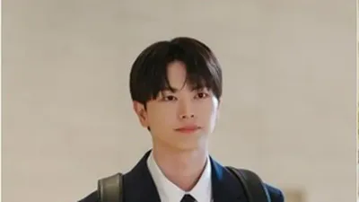 Yook Sung-jae to play warm-hearted intern in SBS drama Nine to Six