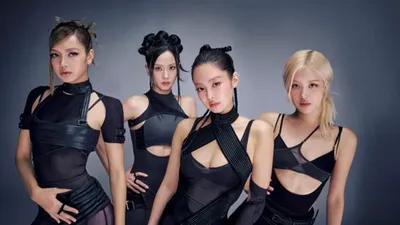 BLACKPINK、K-POPガールズグループとして初の玉冠文化勲章を受勲