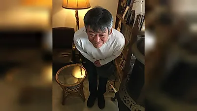 俳優の岡山はじめ、33歳年下のモリ・ナツミさんと結婚を発表