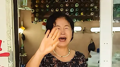 經營29年的修補店最後一天⋯熟客 Jo Sang-hyeon 送上花束