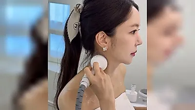 Influencer Park Hyun-sun shows toned abs four months after third birth