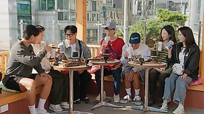 Running Man cast to compete for corporate card in Jongno 3-ga