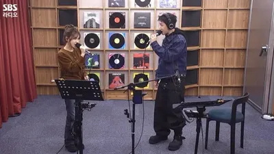 Crushがウェンディのヤングストリートに出演、新曲デュエットも披露